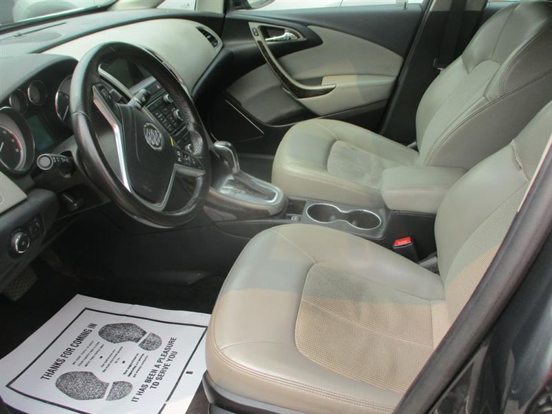 Buick Verano Base 2013
