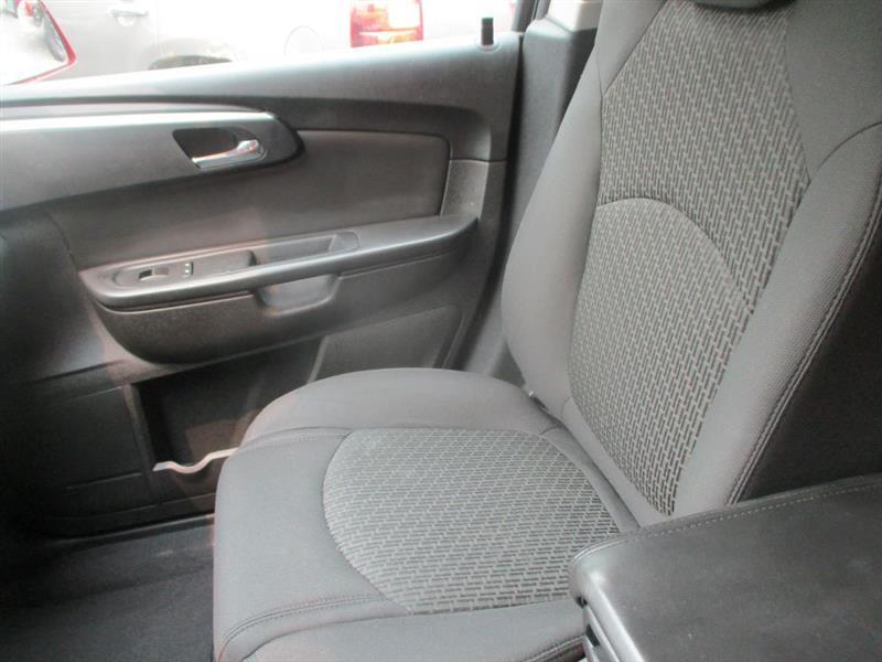 Chevrolet Traverse LT FWD 2012