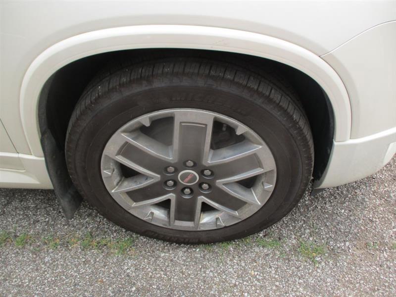 GMC Acadia Denali AWD 2011