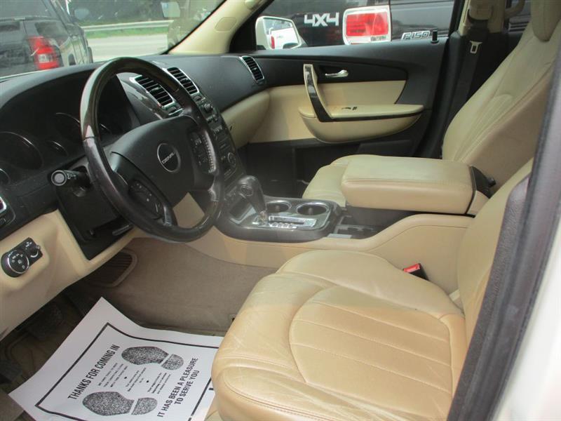 GMC Acadia Denali AWD 2011