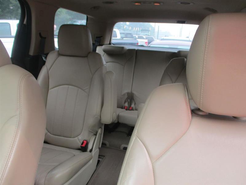 GMC Acadia Denali AWD 2011