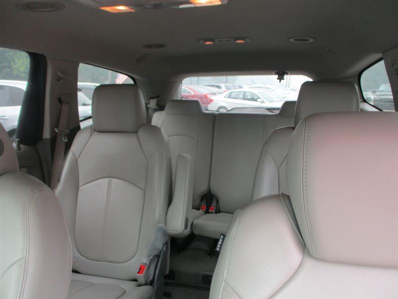 Chevrolet Traverse 2LT FWD 2017