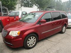 2013 Chrysler Town & Country 