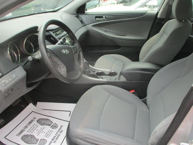 Hyundai Sonata GLS 2013