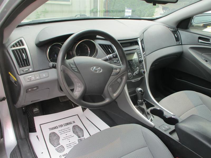 Hyundai Sonata GLS 2013