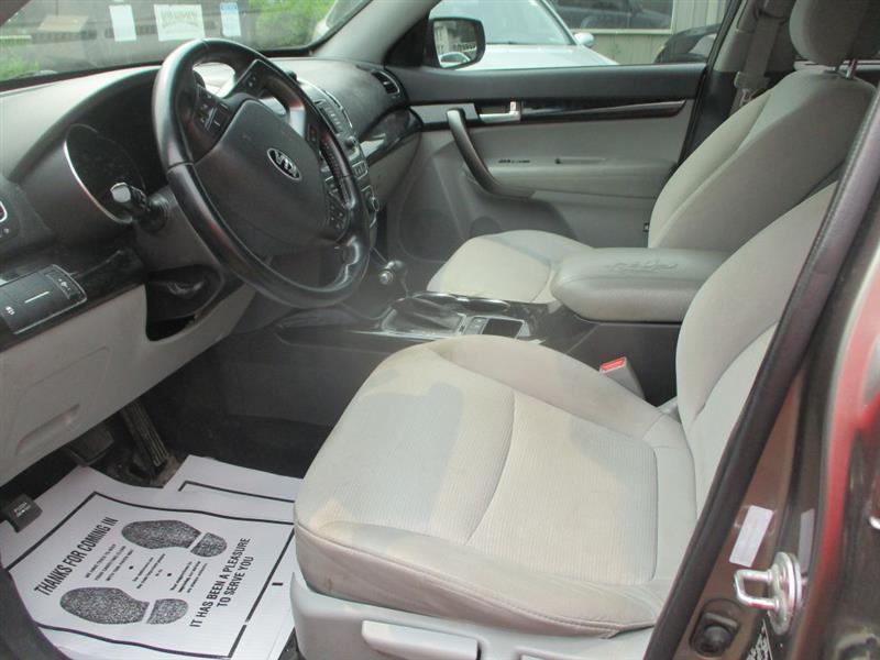 Kia Sorento LX 2WD 2014