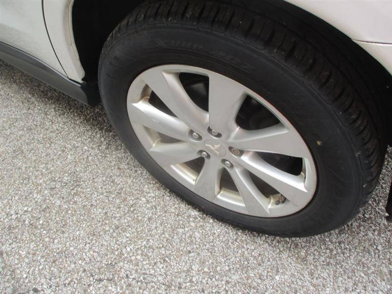 Mitsubishi Outlander Sport SE 2WD 2015
