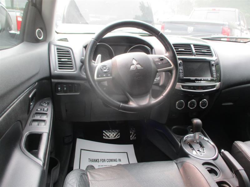 Mitsubishi Outlander Sport SE 2WD 2015