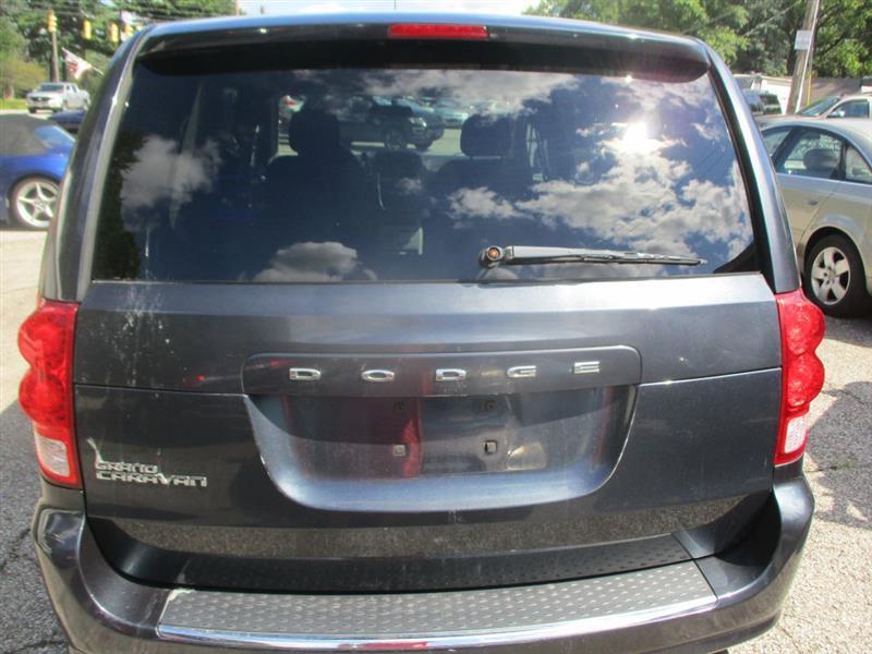 Dodge Grand Caravan SE 2013