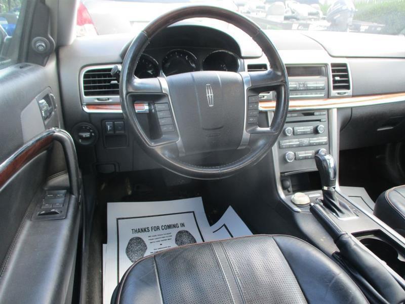 Photo 8