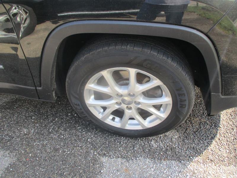 Jeep Cherokee Latitude FWD 2016
