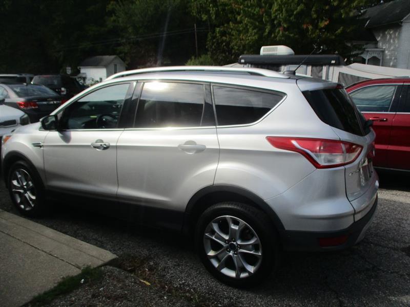 Ford Escape Titanium 4WD 2016