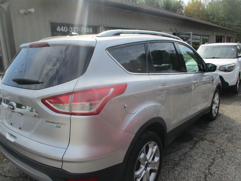 Ford Escape Titanium 4WD 2016