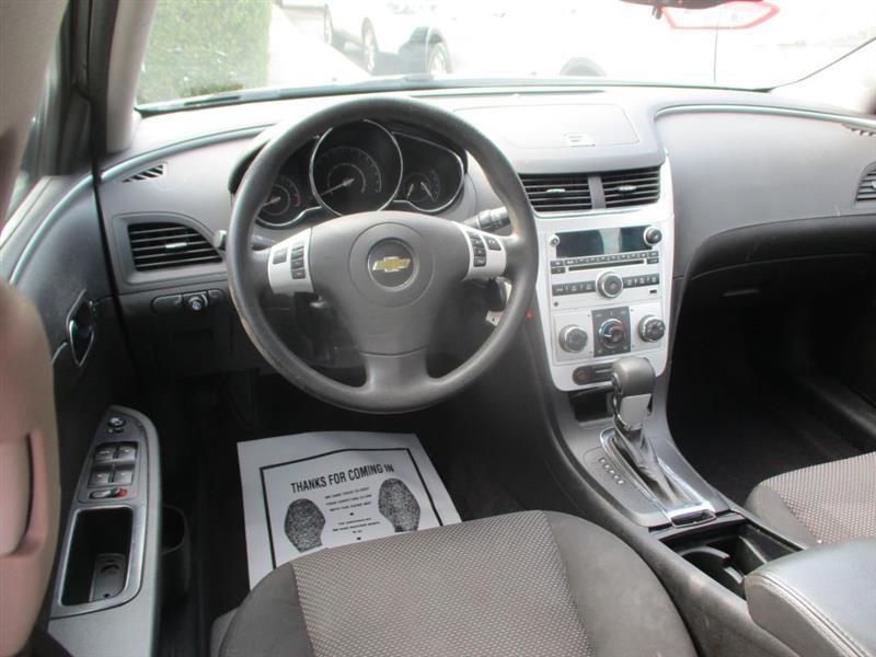 Chevrolet Malibu 1LT 2012