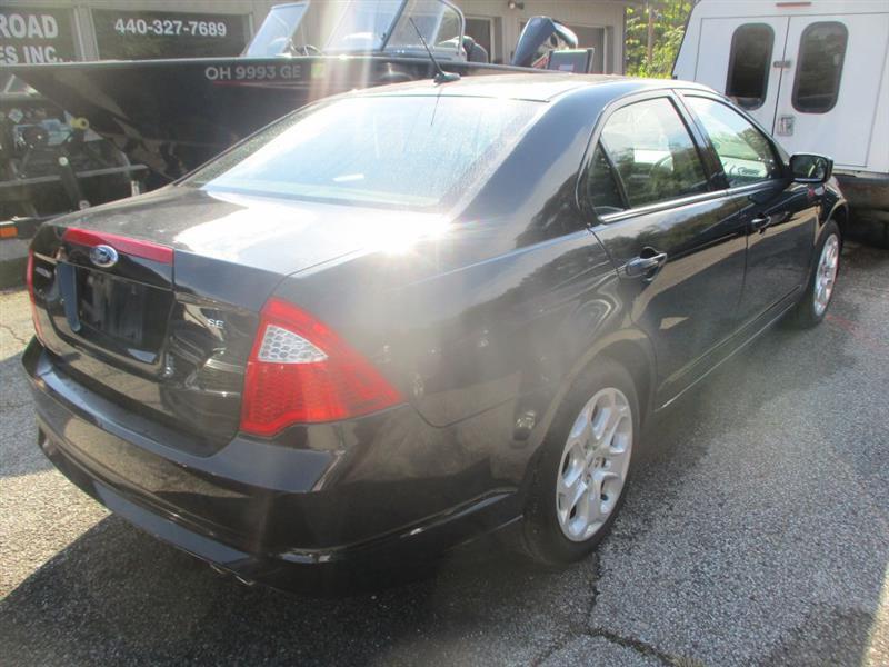 Ford Fusion I4 SE 2011