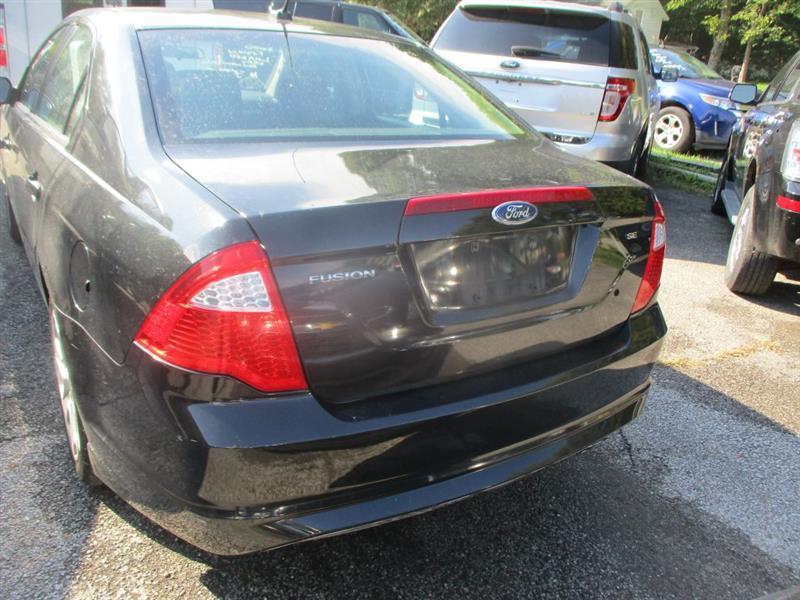 Ford Fusion I4 SE 2011