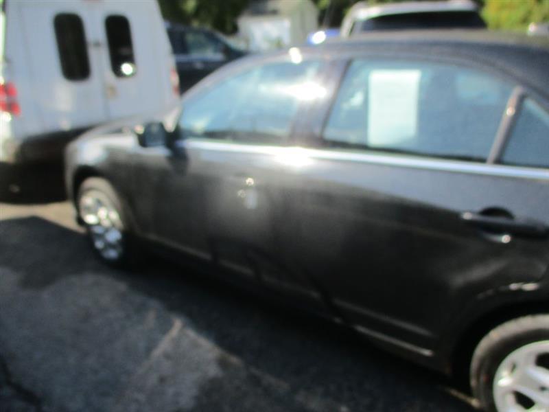 Ford Fusion I4 SE 2011