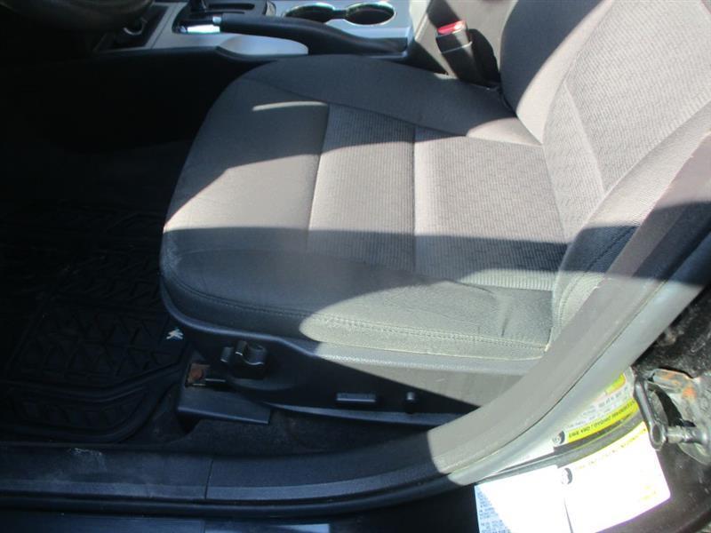 Ford Fusion I4 SE 2011