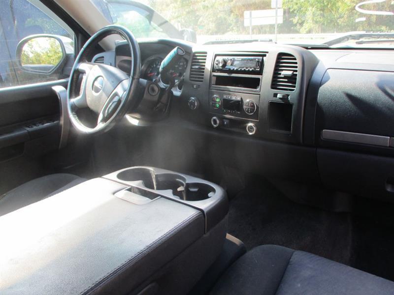 GMC Sierra 1500 SLE Crew Cab 4WD 2011