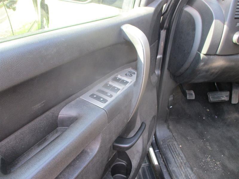 GMC Sierra 1500 SLE Crew Cab 4WD 2011