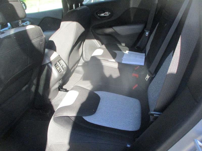Jeep Cherokee Latitude 4WD 2014