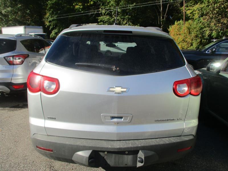 Chevrolet Traverse LS AWD 2011