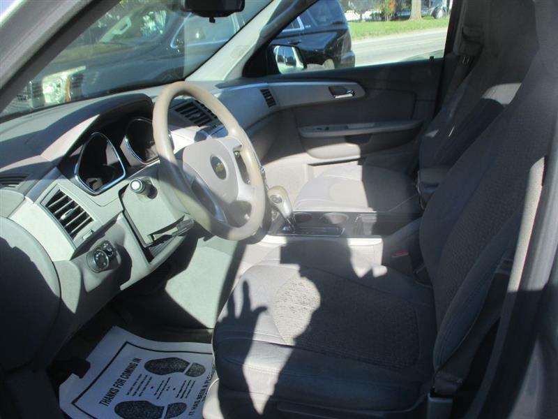 Chevrolet Traverse LS AWD 2011