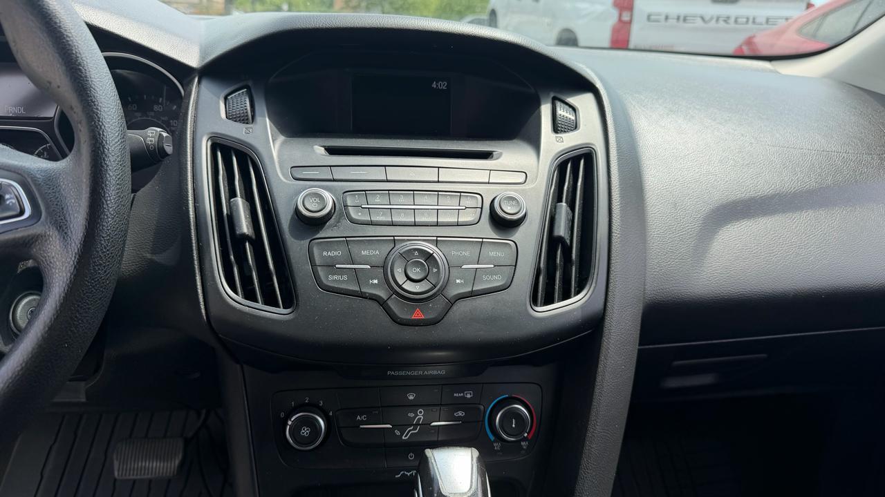 Ford Focus SE Hatch 2016