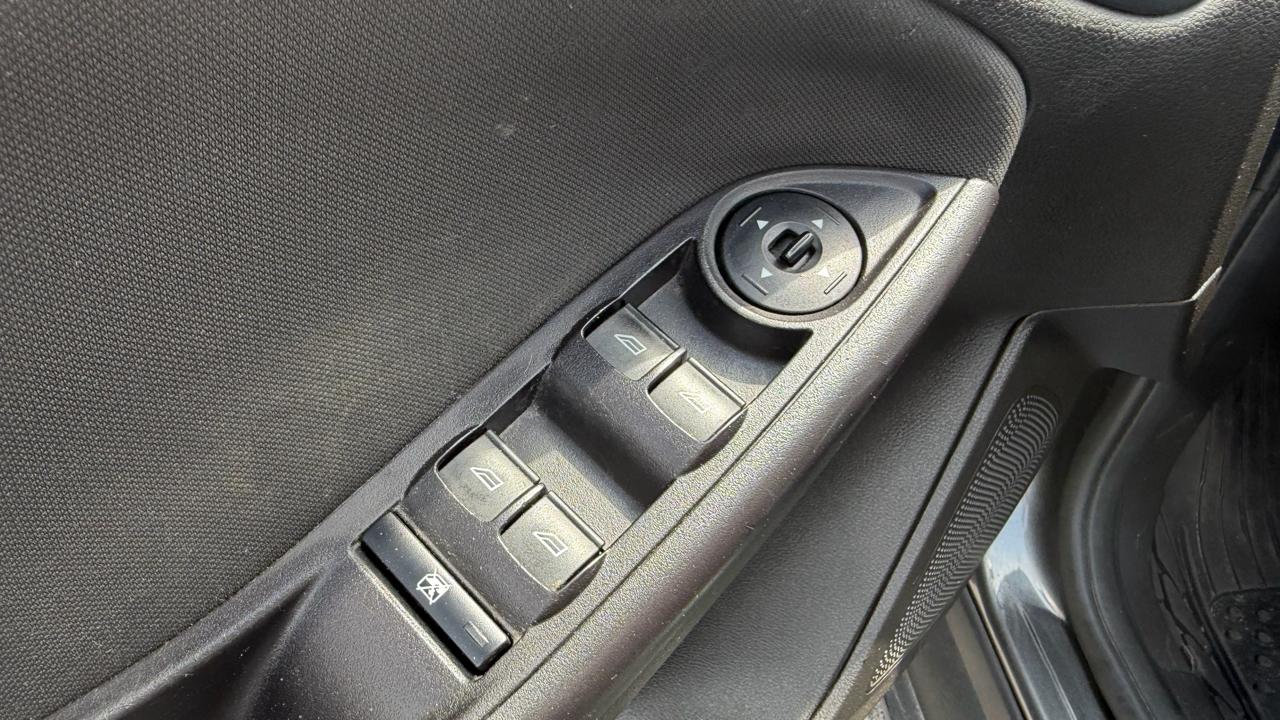 Ford Focus SE Hatch 2016