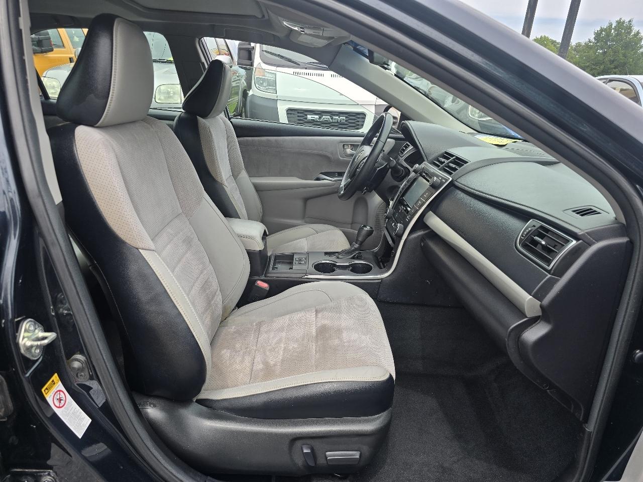 Toyota Camry XLE 2016