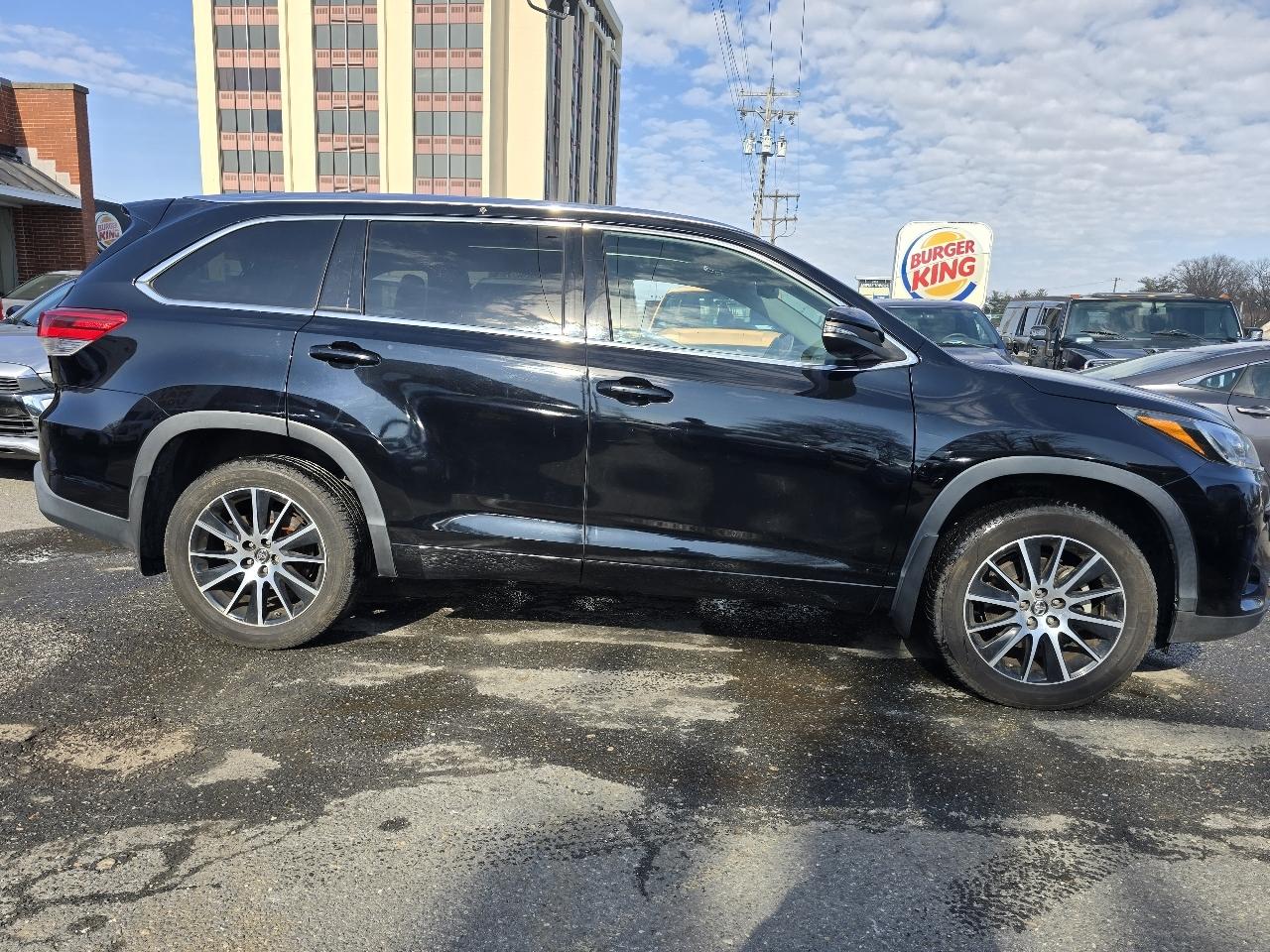 Toyota Highlander Limited AWD V6 2019