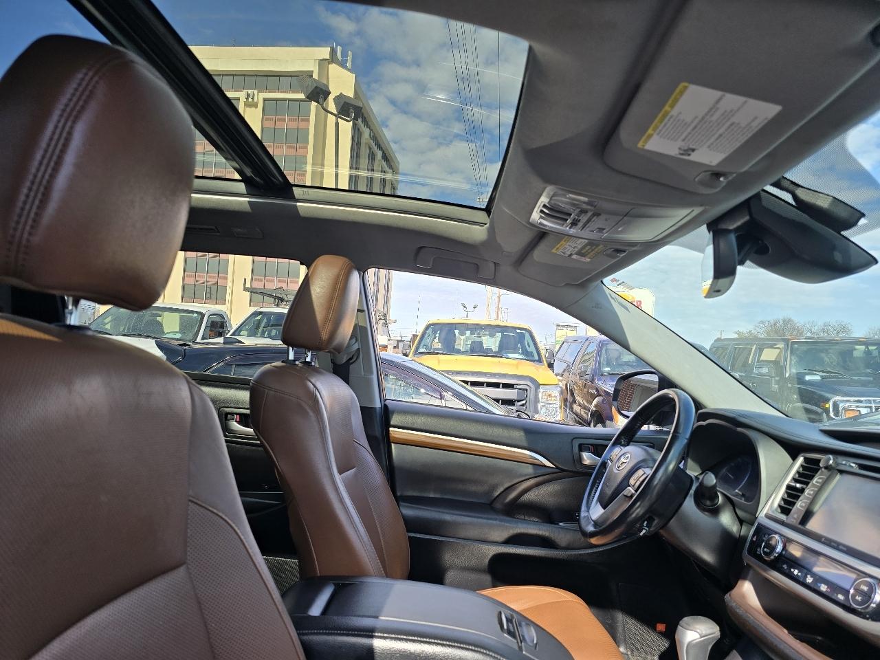 Toyota Highlander Limited AWD V6 2019