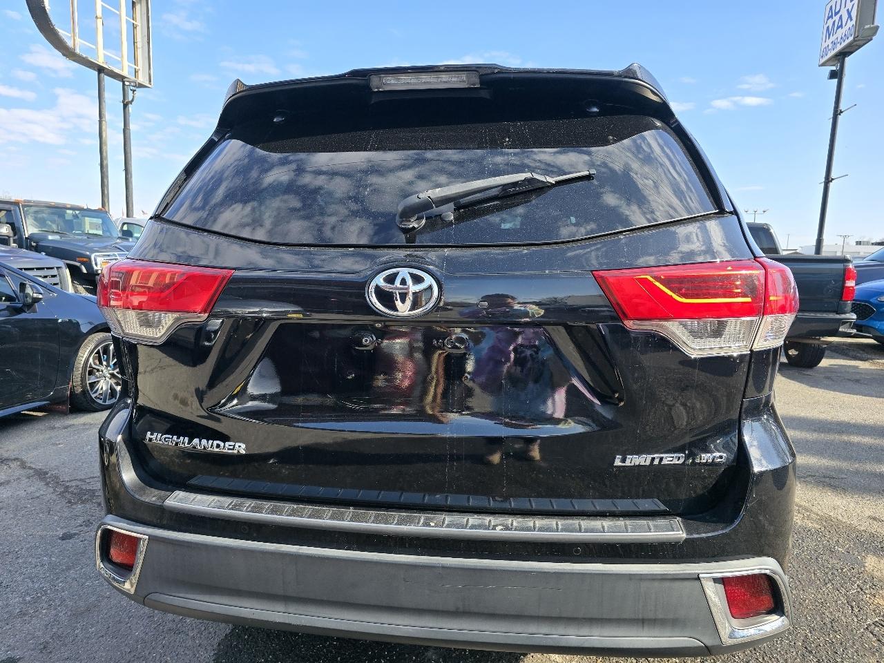 Toyota Highlander Limited AWD V6 2019