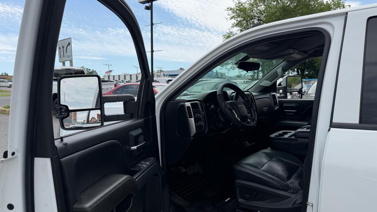 Chevrolet Silverado 1500 LT Double Cab 4WD 2018