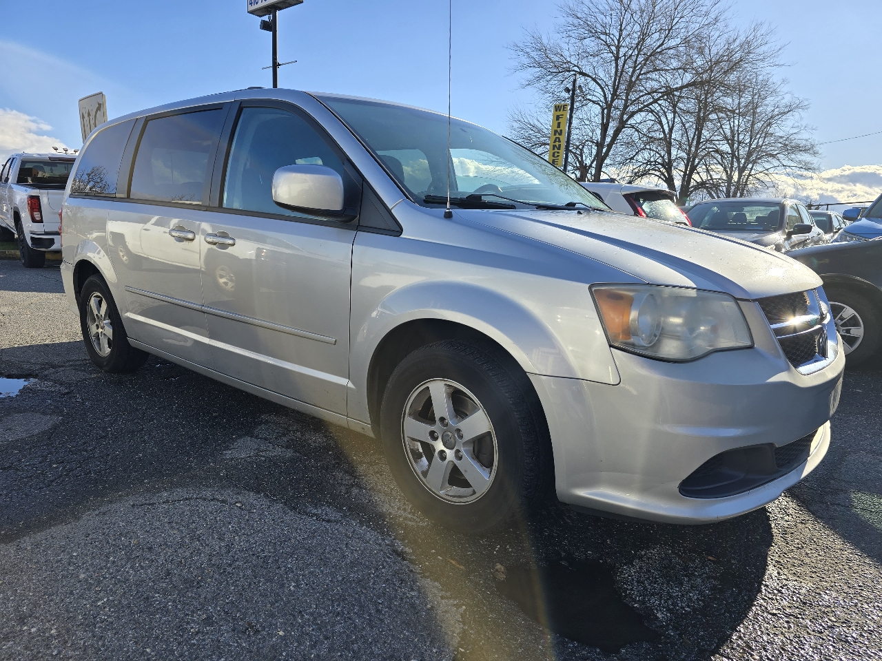 Dodge Grand Caravan 4dr Wgn SXT 2012