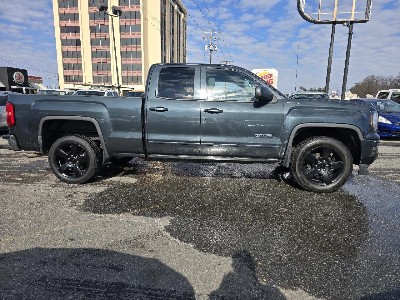 GMC Sierra 1500 4WD Double Cab 143.5" 2017
