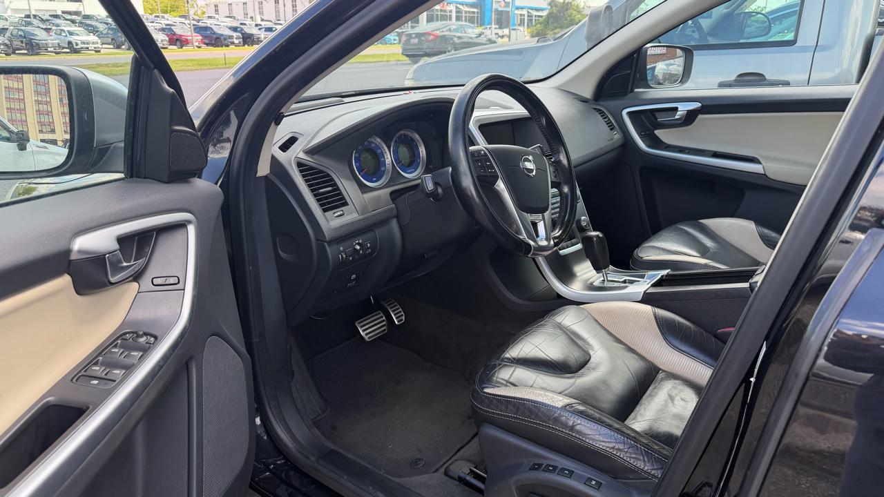 Volvo XC60 AWD 4dr 3.0T 2011