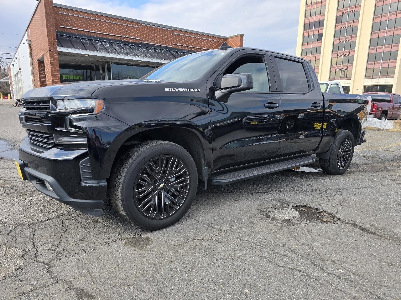 Chevrolet Silverado 1500 4WD Crew Cab 147" RST 2021