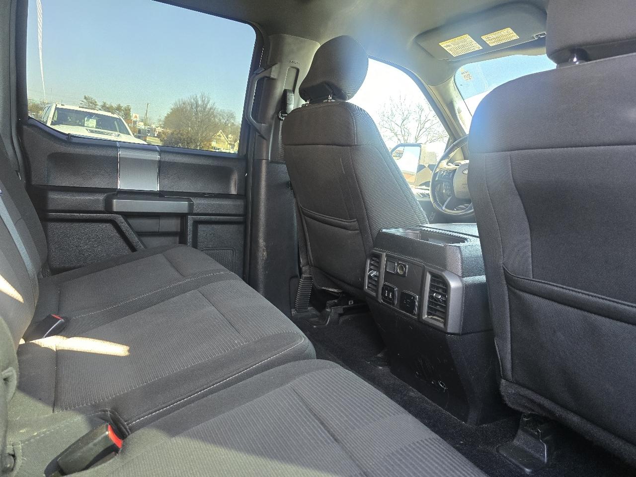 Ford F-150 Platinum 4WD SuperCrew 5.5' Box 2017