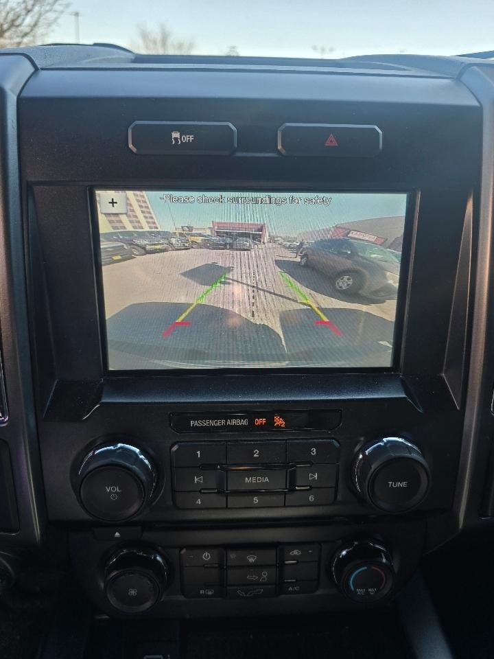 Ford F-150 Platinum 4WD SuperCrew 5.5' Box 2017