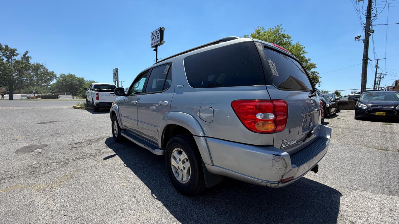 Toyota Sequoia 4dr SR5 (Natl) 2003