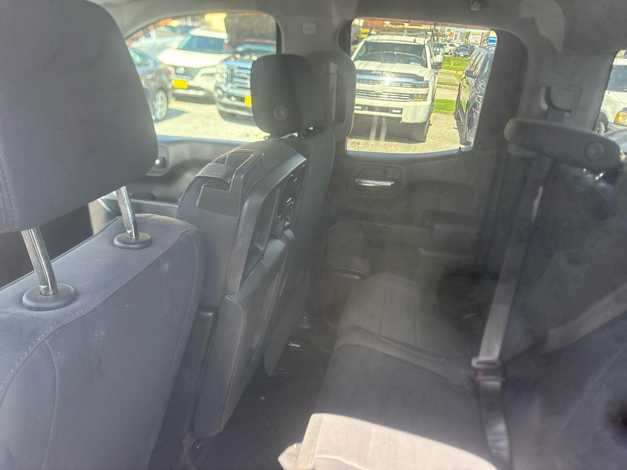 Chevrolet Silverado 1500 4WD Double Cab 147" Custom Trail Boss 2019