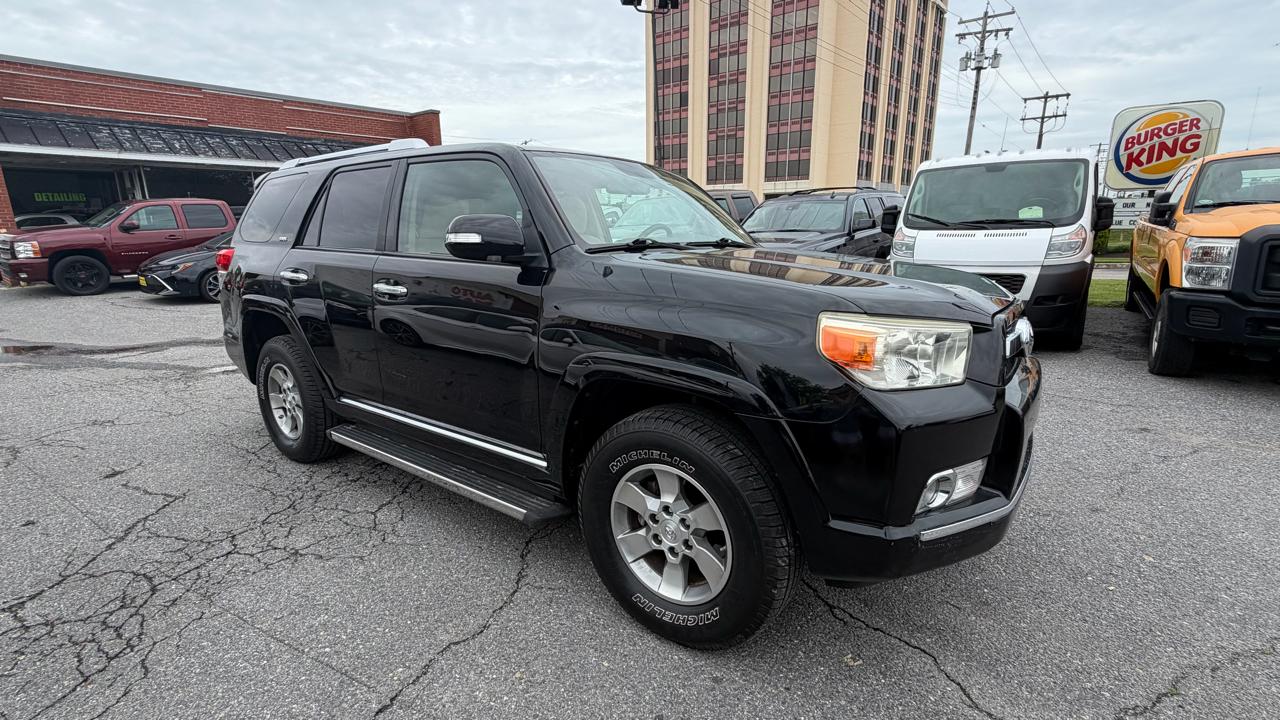 Toyota 4Runner 4WD 4dr V6 Limited (Natl) 2010
