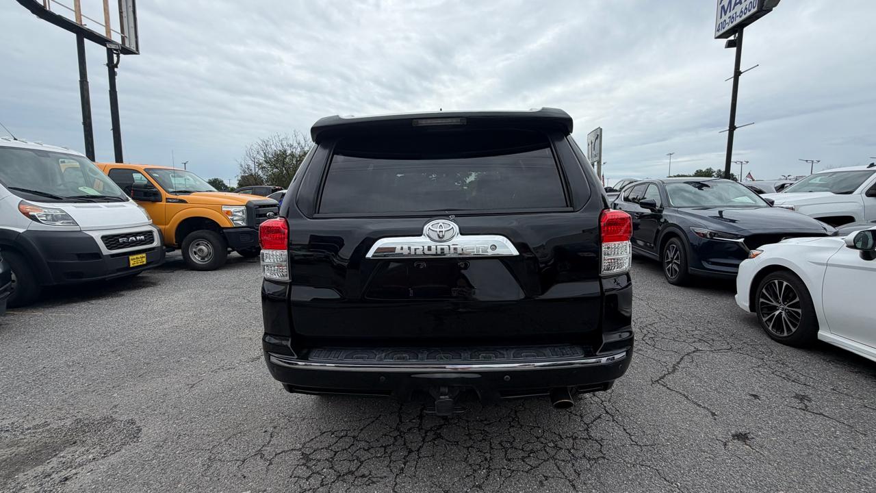 Toyota 4Runner 4WD 4dr V6 Limited (Natl) 2010