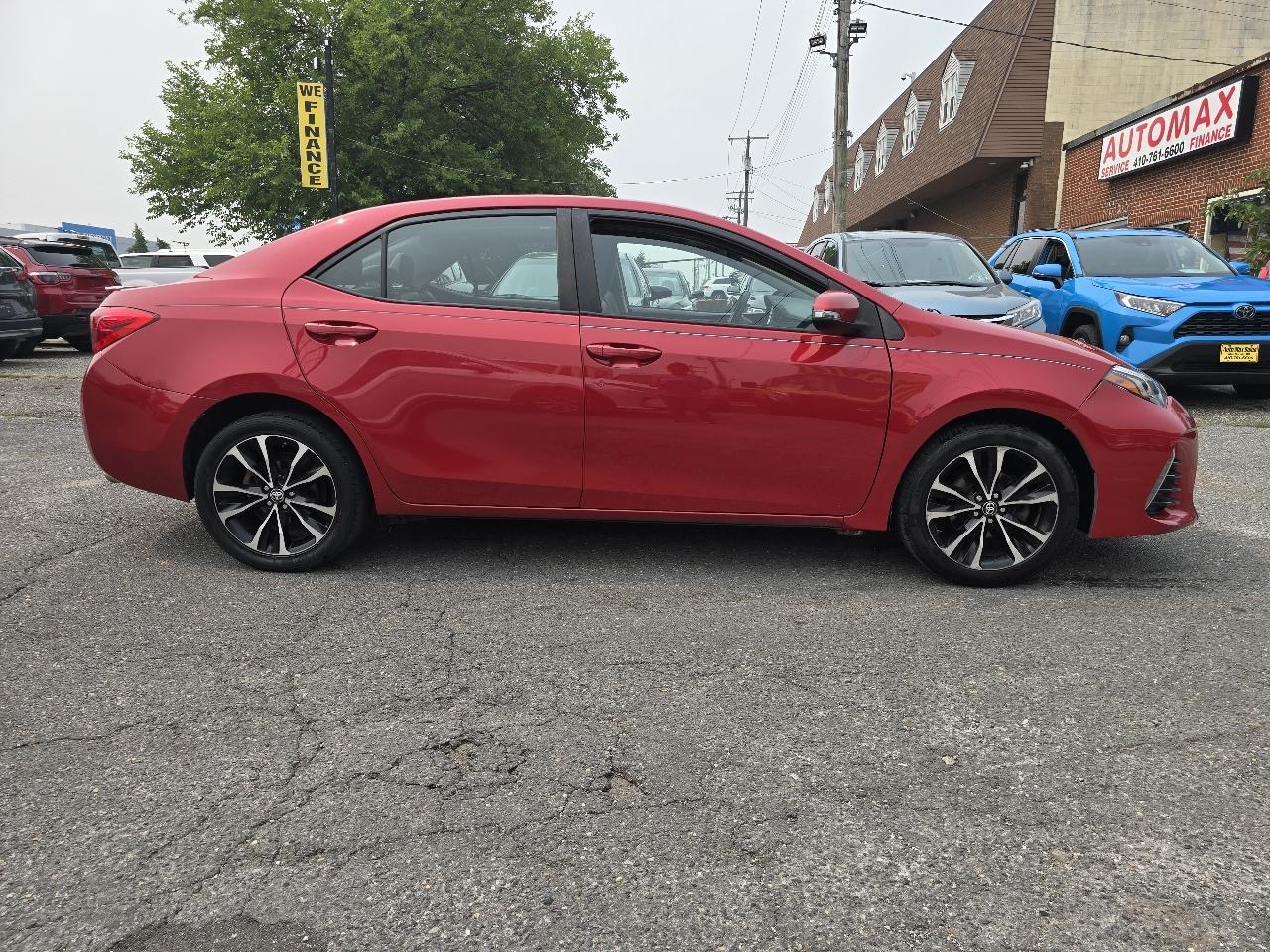 Toyota Corolla XLE CVT (Natl) 2019