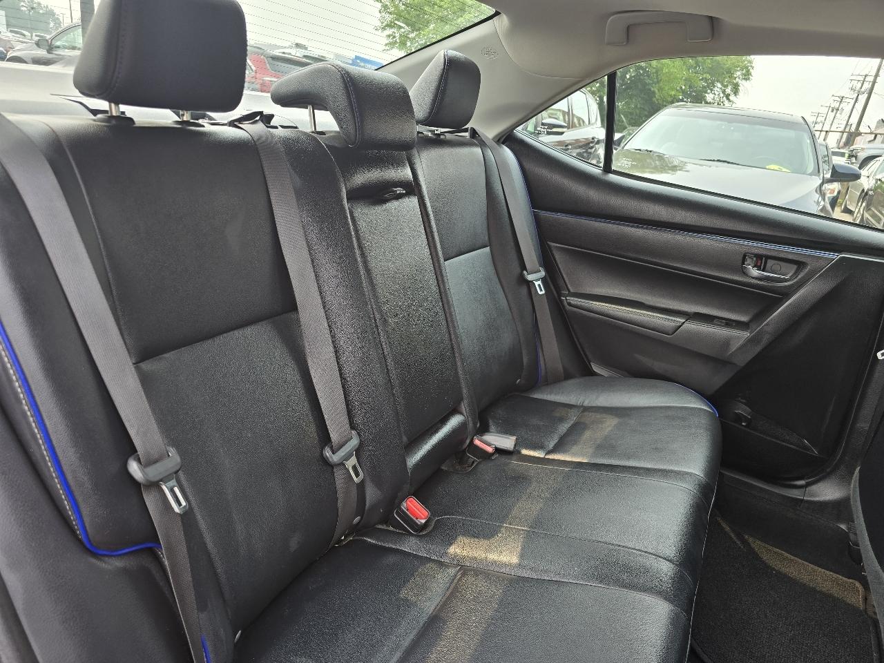 Toyota Corolla XLE CVT (Natl) 2019
