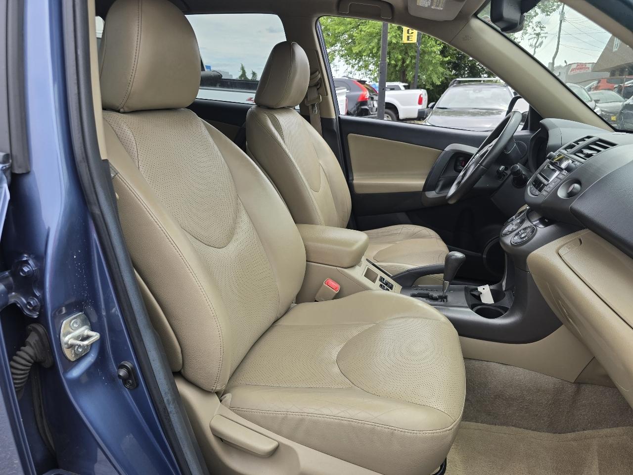 Toyota RAV4 4WD 4dr 4-cyl 4-Spd AT Ltd (Natl) 2009