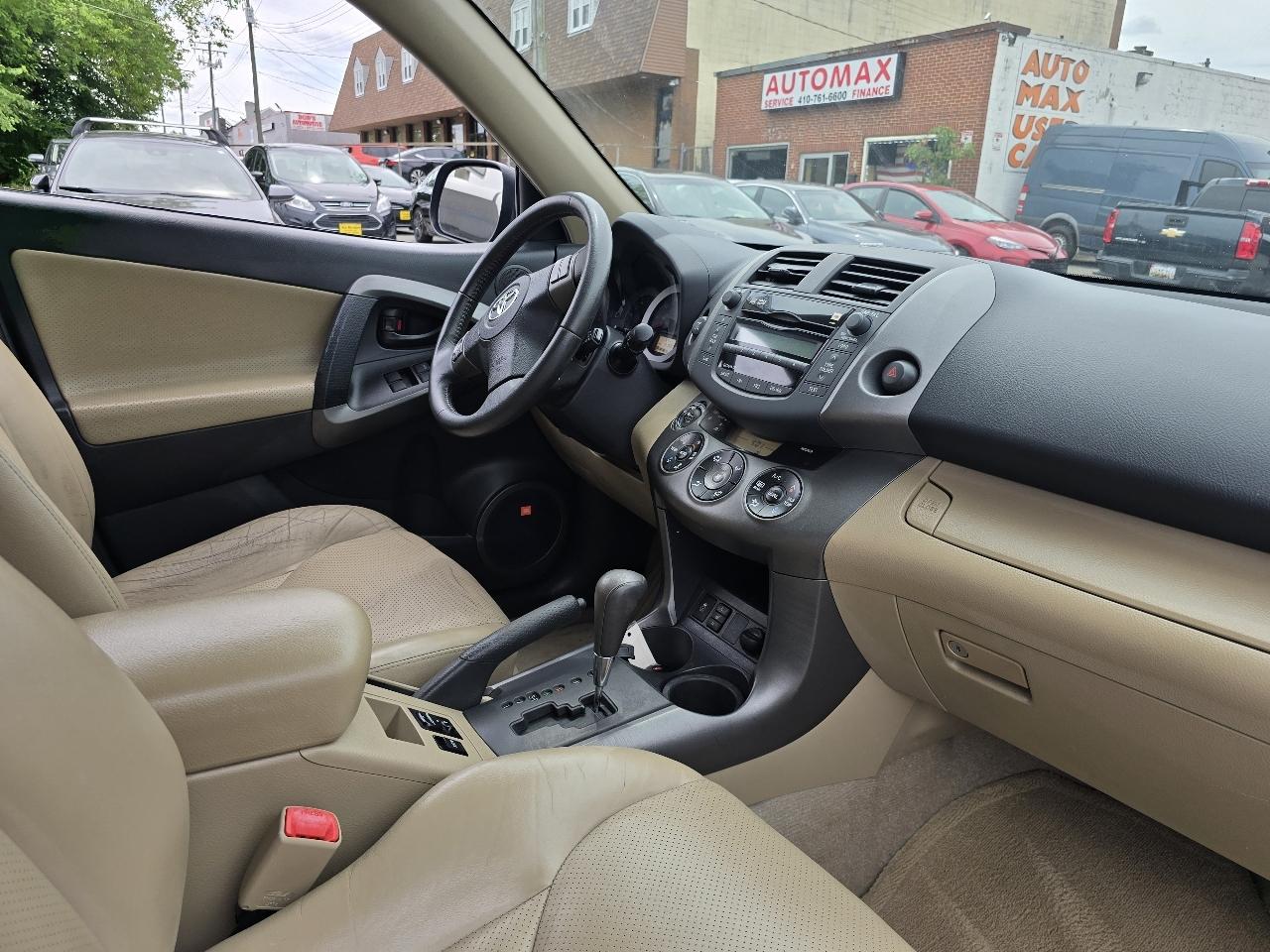 Toyota RAV4 4WD 4dr 4-cyl 4-Spd AT Ltd (Natl) 2009