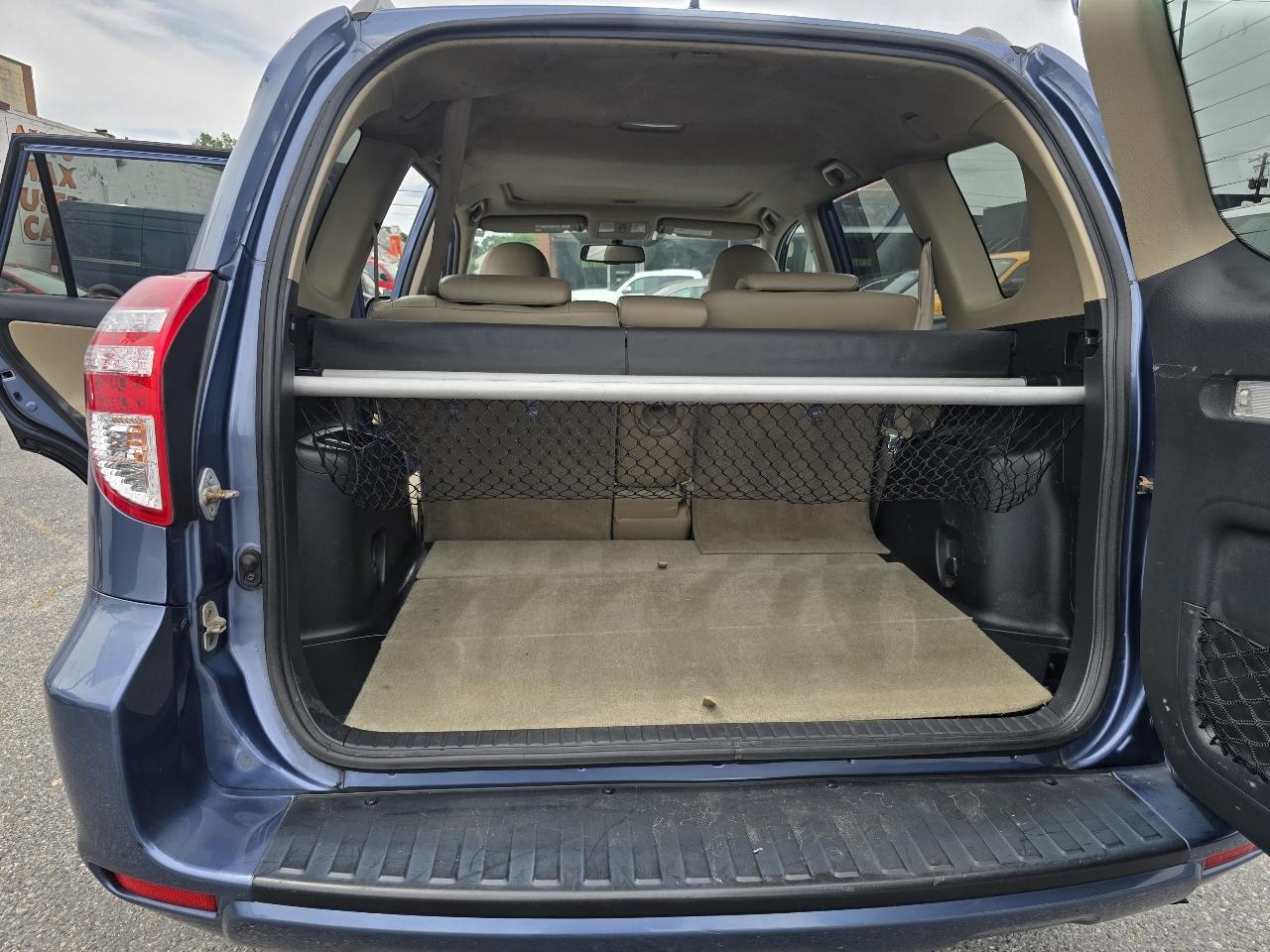 Toyota RAV4 4WD 4dr 4-cyl 4-Spd AT Ltd (Natl) 2009