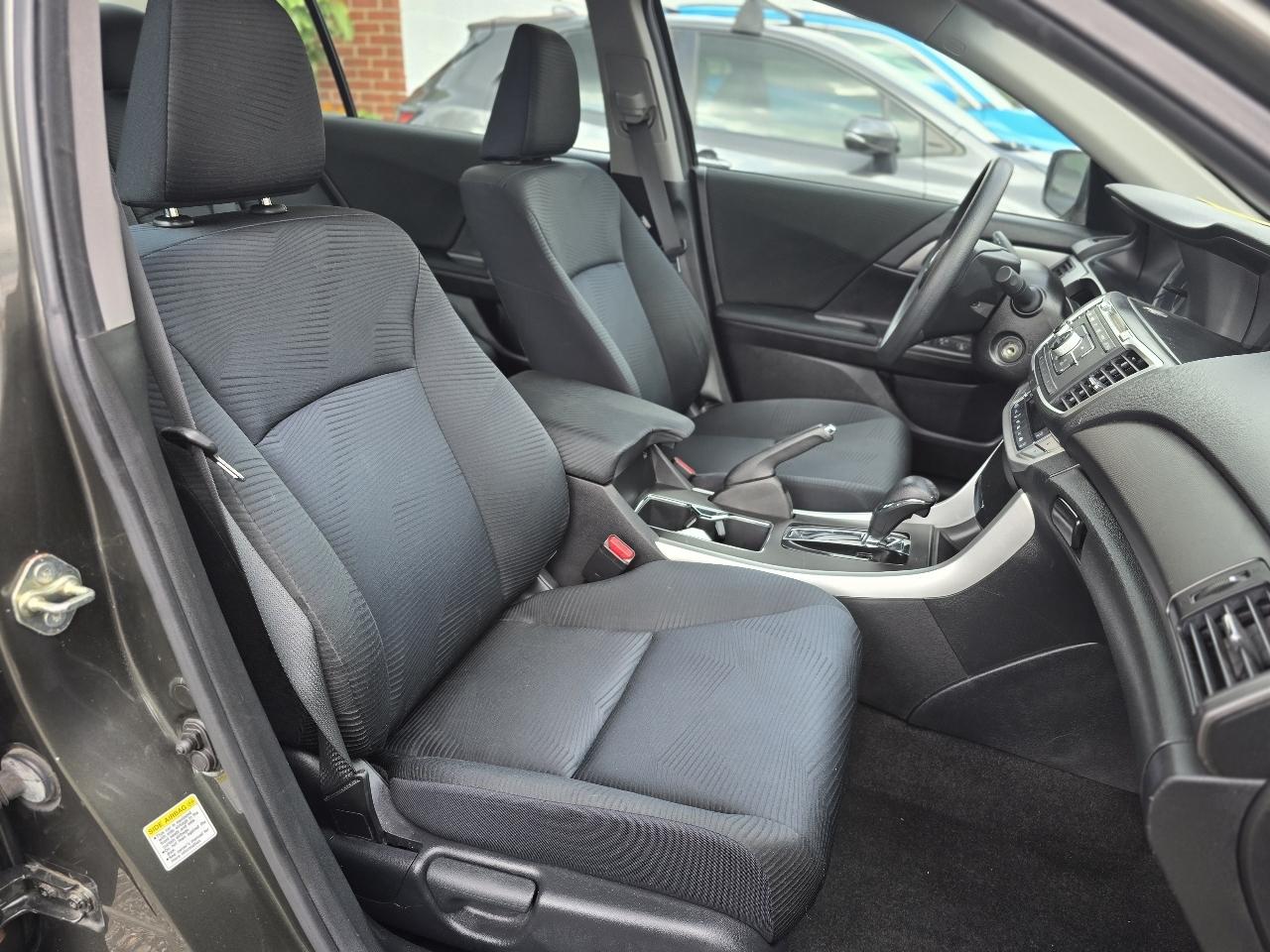 Honda Accord photo 4